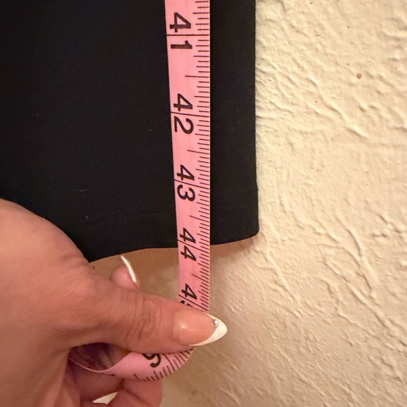 Banana Republic Black one shouder Midi Dress - Picture 4 of 8